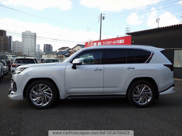 lexus lx 2022 25522321 image 2