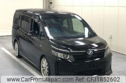 toyota voxy 2014 CFJ1852602
