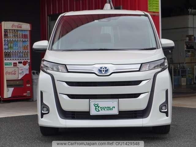 toyota noah 2022 quick_quick_6AA-ZWR90W_ZWR90-0032611 image 2