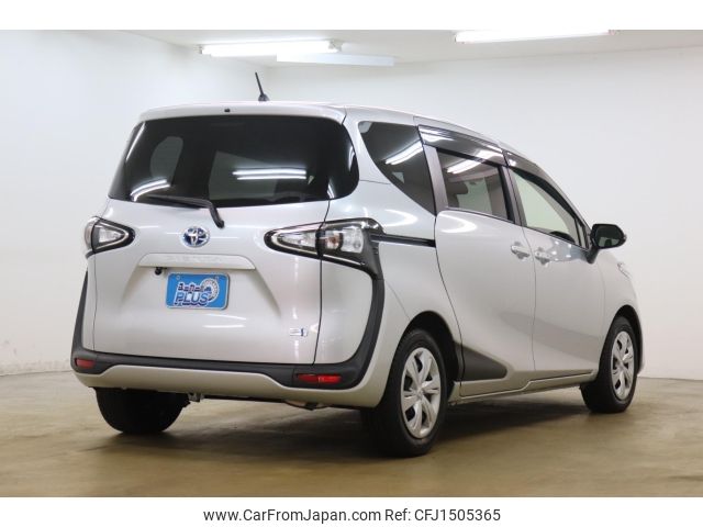 toyota sienta 2022 CFJ1505365 image 2