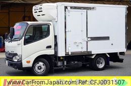 hino dutro 2018 GOO_NET_EXCHANGE_0540277A30240718W002