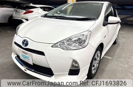 toyota aqua 2012 CFJ1693826