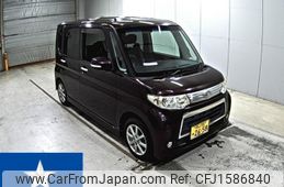 daihatsu tanto 2011 CFJ1586840