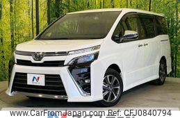 toyota voxy 2018 quick_quick_ZRR80W_ZRR80-0452181