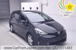 toyota prius-α 2016 CFJ1511483