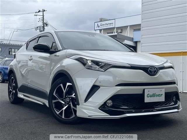 toyota c-hr 2017 -TOYOTA--C-HR DAA-ZYX10--ZYX10-2045743---TOYOTA--C-HR DAA-ZYX10--ZYX10-2045743- image 1