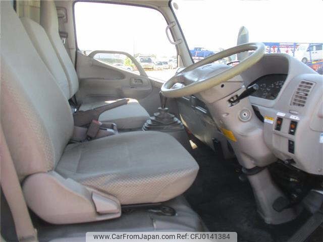 2005 Toyota Dyna Truck XZU413 - Car Price $12,867