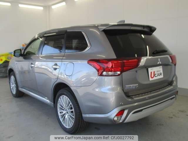 mitsubishi outlander-phev 2018 quick_quick_5LA-GG3W_GG3W-0600123 image 2