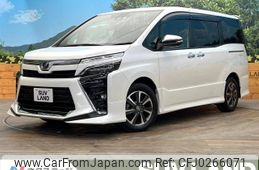 toyota voxy 2019 -TOYOTA--Voxy DBA-ZRR80W--ZRR80-0571526---TOYOTA--Voxy DBA-ZRR80W--ZRR80-0571526-