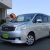 toyota noah 2013 CFJ1527439 image 1