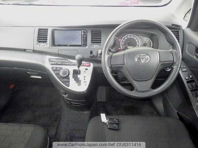 toyota isis 2013 TE3016 image 2