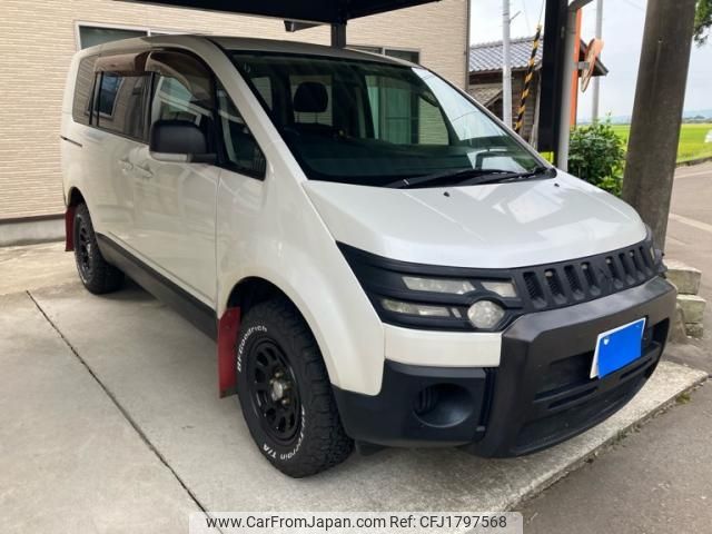 mitsubishi delica-d5 2010 CFJ1797568 image 1