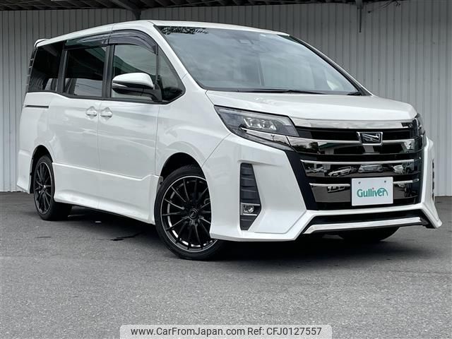 toyota noah 2017 -TOYOTA--Noah DBA-ZRR80W--ZRR80-0370460---TOYOTA--Noah DBA-ZRR80W--ZRR80-0370460- image 1