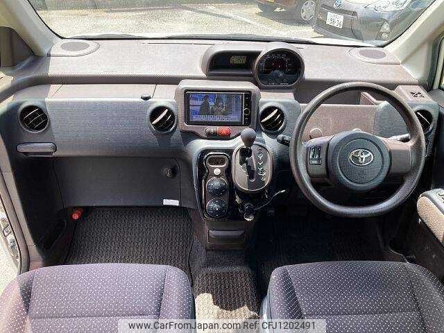 toyota spade 2012 504928-930325 image 1
