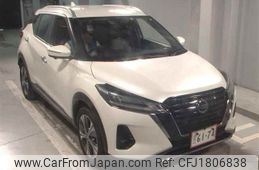 nissan kix 2022 CFJ1806838