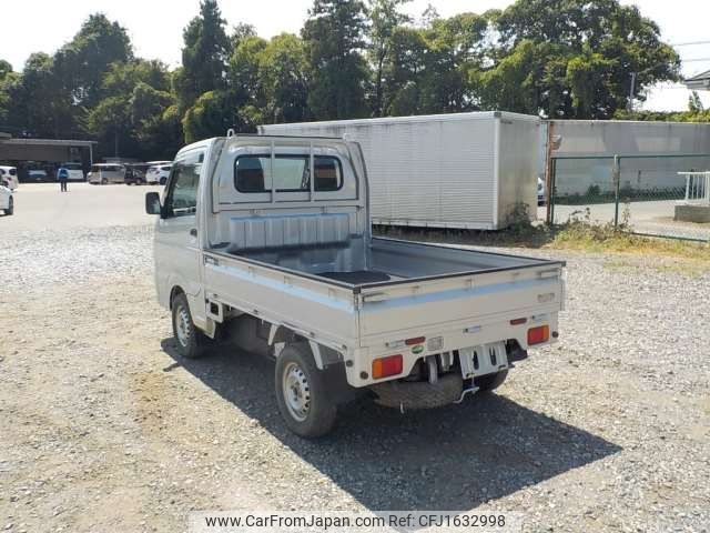 suzuki carry-truck 2017 CFJ1632998 image 2
