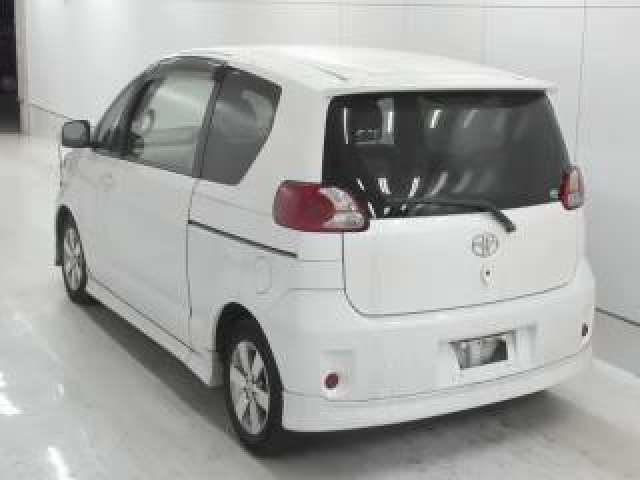 Toyota porte nnp11