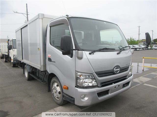 hino dutro 2015 -HINO--Hino Dutoro XZU700M-0004170---HINO--Hino Dutoro XZU700M-0004170- image 1