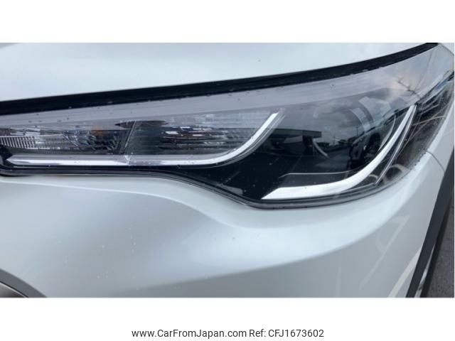toyota corolla-cross 2023 CFJ1673602 image 2