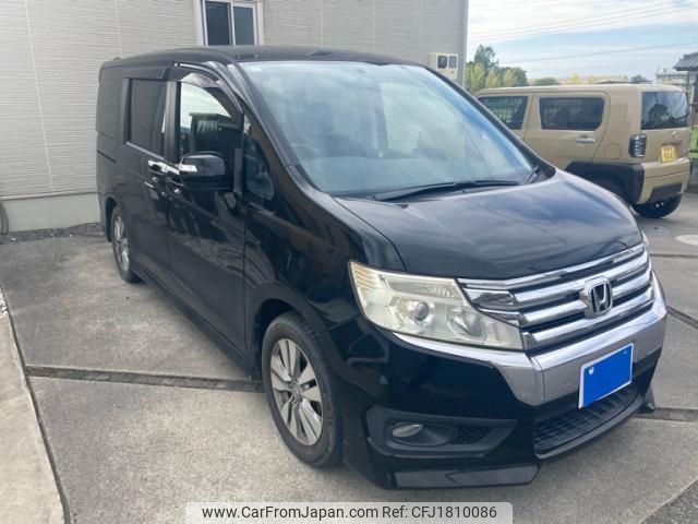 honda stepwagon 2014 CFJ1810086 image 2