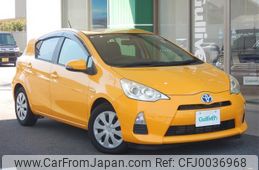 toyota aqua 2012 -TOYOTA--AQUA DAA-NHP10--NHP10-2088509---TOYOTA--AQUA DAA-NHP10--NHP10-2088509-