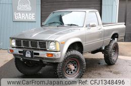 toyota hilux 1982 GOO_NET_EXCHANGE_0904001A30250408W001