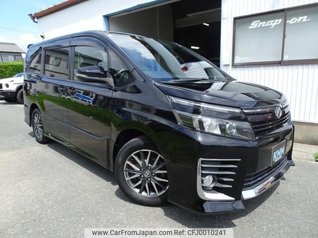 toyota voxy 2014 quick_quick_ZRR80W_ZRR80-0049229 image 1