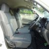 nissan nv350-caravan-van 2012 GOO_JP_700050416230250716003 image 34
