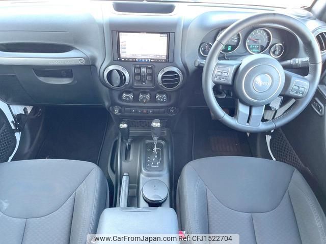 jeep wrangler 2018 CFJ1522704 image 2
