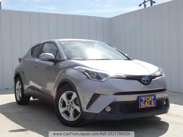 toyota c-hr 2017 CFJ1799326 image 1
