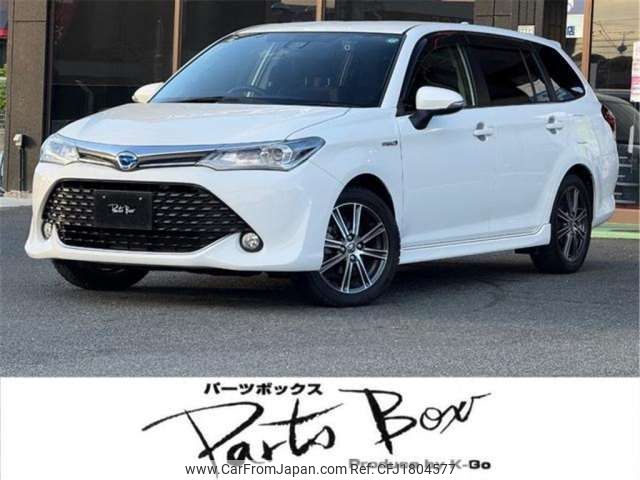 toyota corolla-fielder 2017 CFJ1804577 image 1