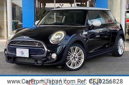 mini mini-others 2017 quick_quick_DBA-XM20_WMWXM720003C11710