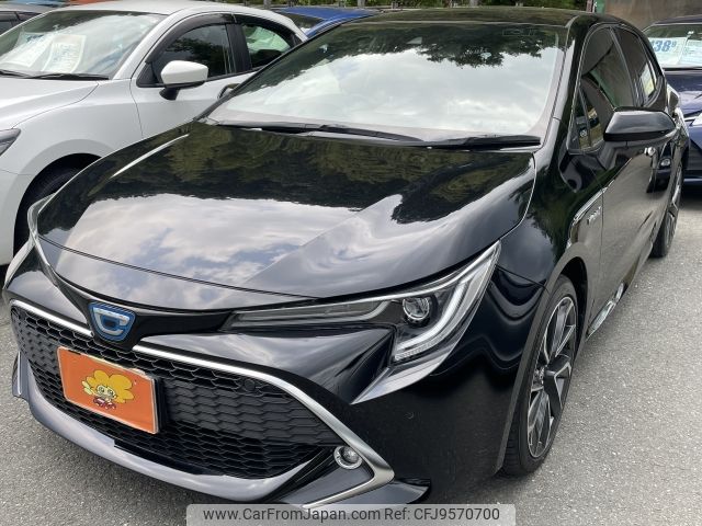 toyota corolla-sport 2018 -TOYOTA--Corolla Sport 6AA-ZWE211H--ZWE211-1010650---TOYOTA--Corolla Sport 6AA-ZWE211H--ZWE211-1010650- image 2