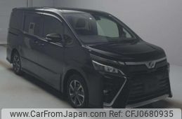 toyota voxy 2017 quick_quick_DBA-ZRR80W_0374672