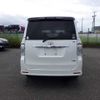 toyota noah 2010 NIKYO_QX47652 image 5