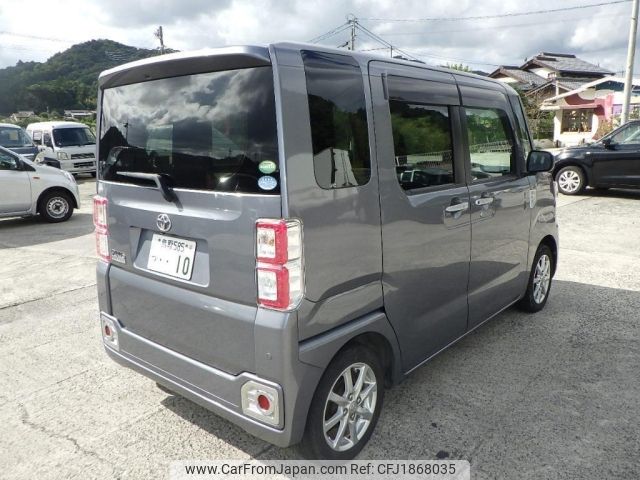 toyota pixis-mega 2017 CFJ1868035 image 2