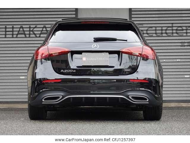 mercedes-benz a-class 2024 quick_quick_3DA-177012_W1K1770122V205840 image 2