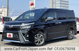 toyota voxy 2018 -TOYOTA--Voxy DBA-ZRR80W--ZRR80-0456068---TOYOTA--Voxy DBA-ZRR80W--ZRR80-0456068-