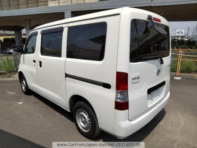 toyota liteace-van 2018 quick_quick_DBF-S402M_S402M-0074611 image 2
