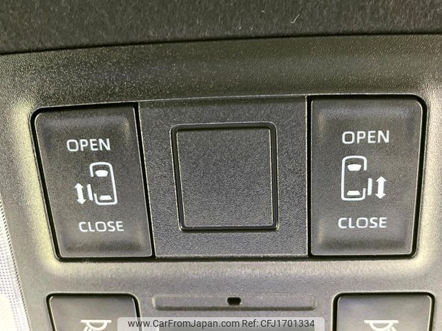 toyota voxy 2023 CFJ1701334 image 2