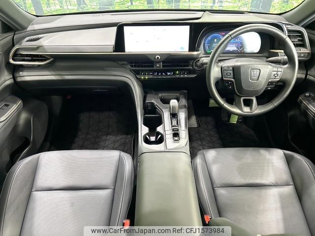 toyota crown 2023 CFJ1573984 image 2
