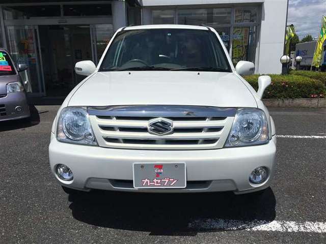 suzuki grand-escudo 2004 CFJ2284014 image 2
