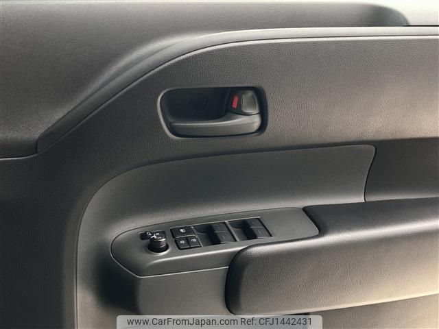 toyota sienta 2025 -TOYOTA--Sienta 6AA-MXPL10G--MXPL10-1187***---TOYOTA--Sienta 6AA-MXPL10G--MXPL10-1187***- image 2