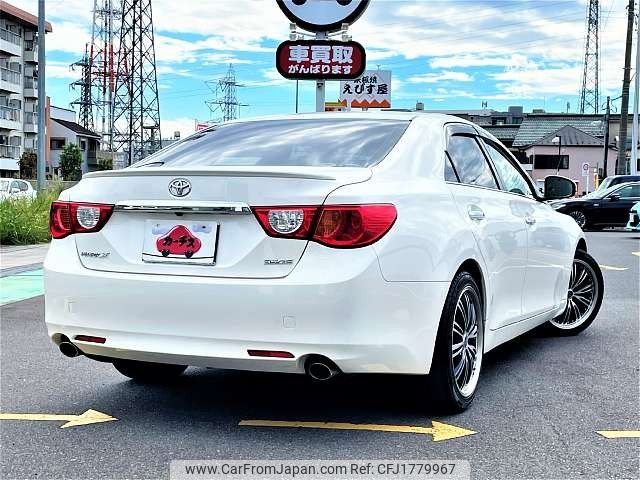 toyota mark-x 2011 CFJ1779967 image 2