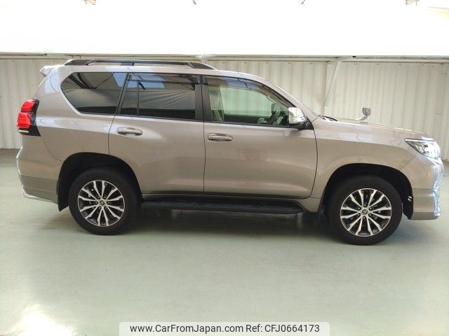 toyota land-cruiser-prado 2020 ENHANCEAUTO_1_ea293249 image 2