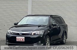 toyota corolla-fielder 2013 quick_quick_DAA-NKE165G_NKE165-7023108