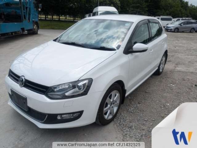 volkswagen polo 2013 -VOLKSWAGEN--VW Polo DBA-6RCBZ--WVWZZZ6RZDU069601---VOLKSWAGEN--VW Polo DBA-6RCBZ--WVWZZZ6RZDU069601- image 1