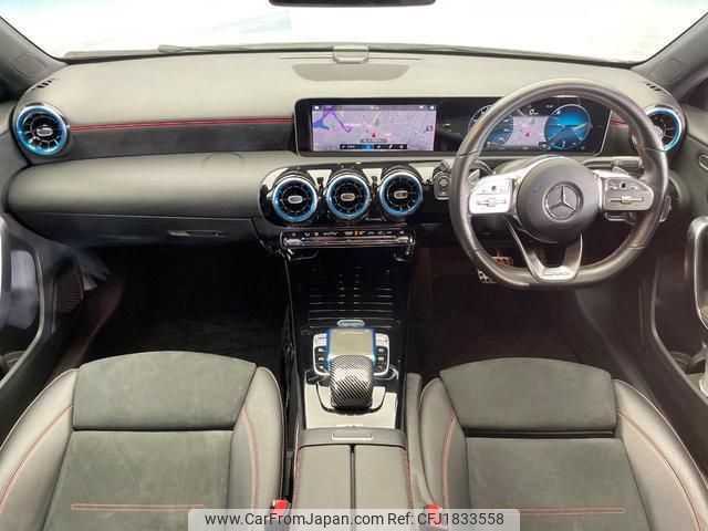 mercedes-benz a-class 2019 CFJ1833558 image 2
