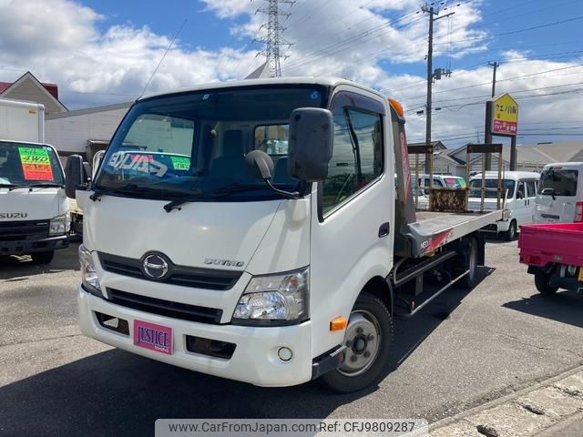 hino dutro 2015 GOO_NET_EXCHANGE_0904288A30240512W003 image 1