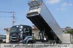 isuzu giga 2021 CFJ1420441